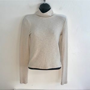 Abercrombie & Fitch sweater
